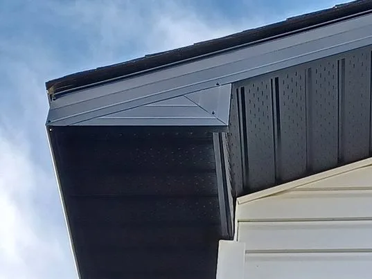 Black aluminum fascia and soffit corner