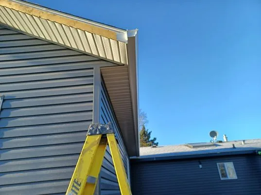 Fascia installation on a garage roofline